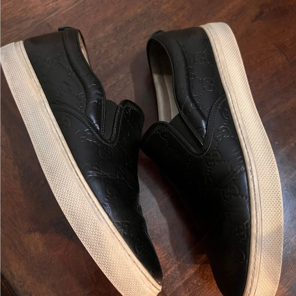 Gucci Guccissima Black Embossed Men's slip ons - Picture 4 of 10
